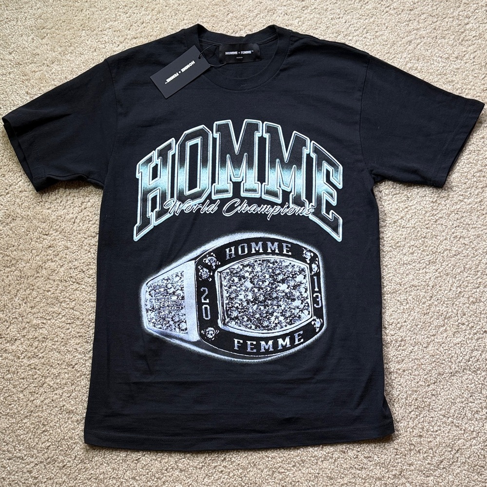 Homme Femme | black vintage graphic | Medium- New